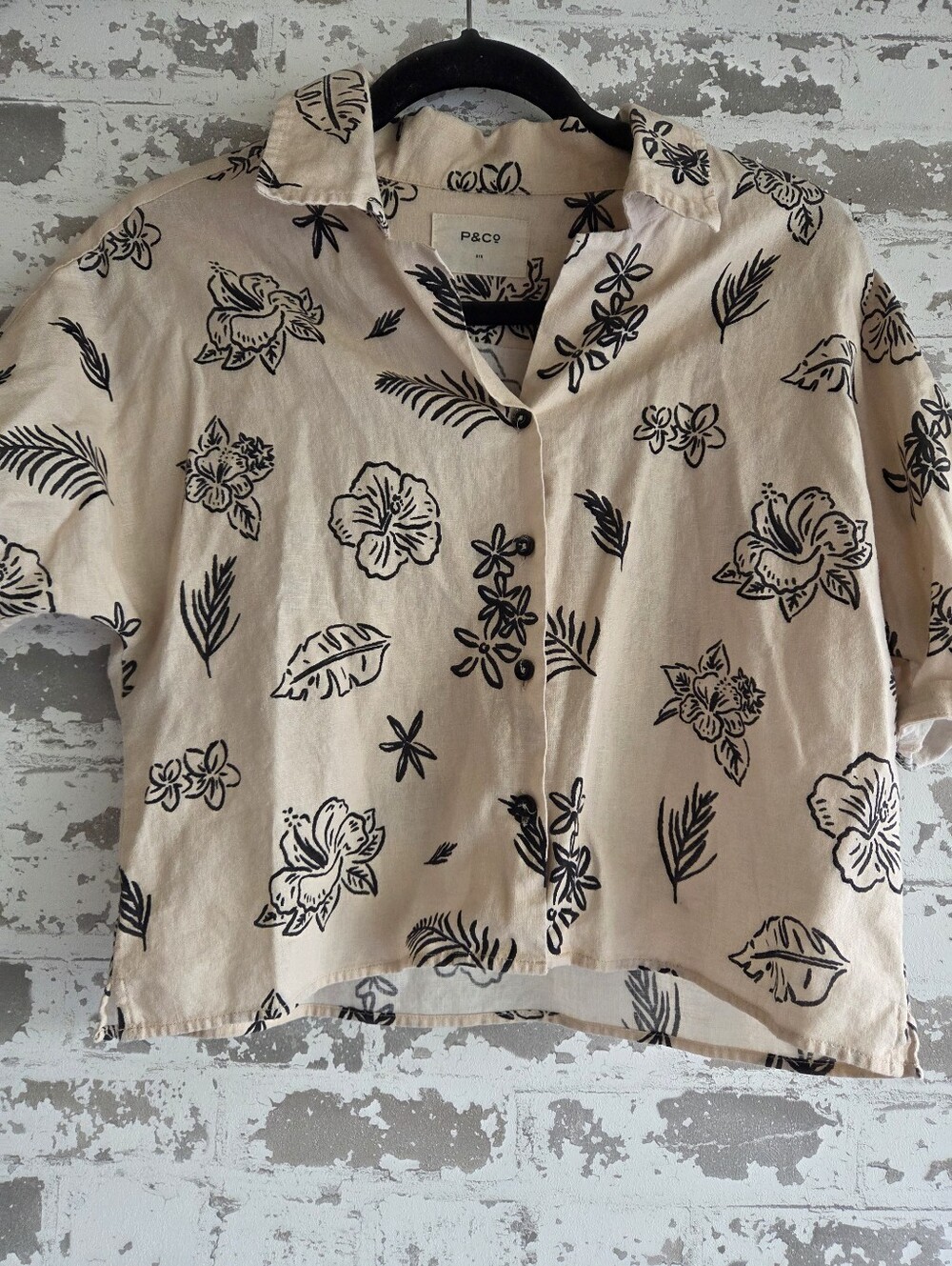 ​P&Co Linen Blend Tropical Floral Cropped Button Up Shirt Beige Size 6